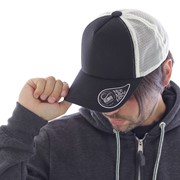 Kapa s mrežom RECORD