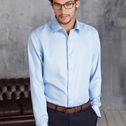 MEN'S FITTED LONG-SLEEVED NON-IRON SHIRT