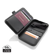 Swiss Peak RCS reciklirana putna torbica s 3 u 1 punjačem