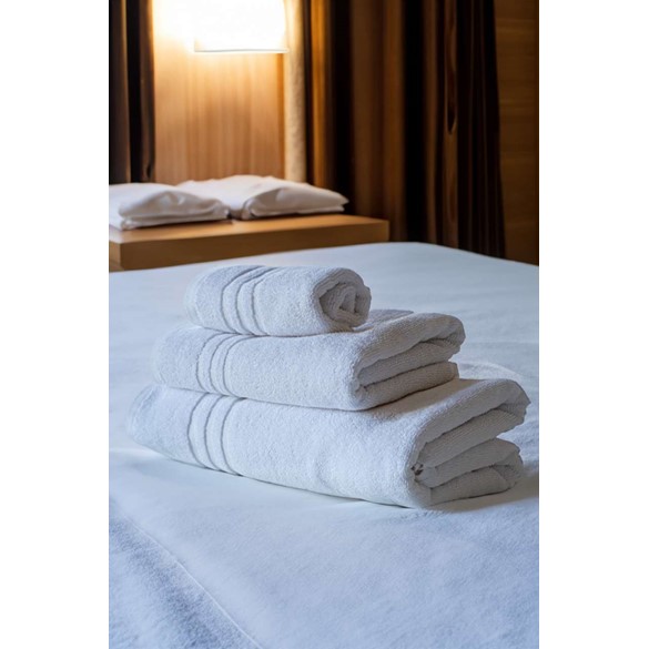 Visokokvalitetni hotelski ručnik Olima