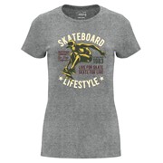Woman T shirt Skateboard lifestyle