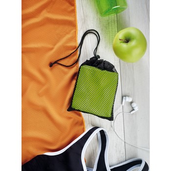 TUKO - SPORTS TOWEL WITH POUCH